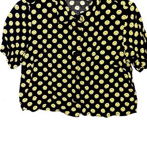 Smiley Face Cropped Button-up